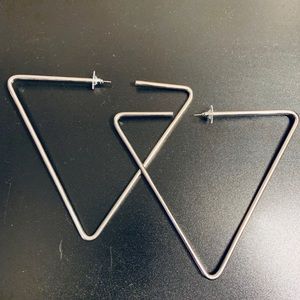 Large triangle hoops earrings